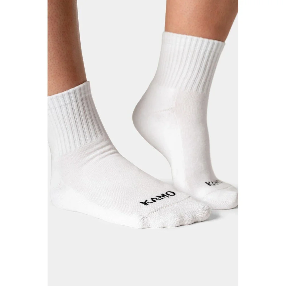 Kamo Women's Black White Fitness Daily Athletic Ankle Socks 4-Pack OS Fit - NWT
